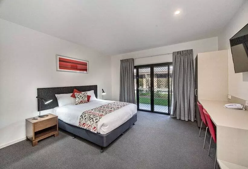 هتل Quality Resort Parkhurst