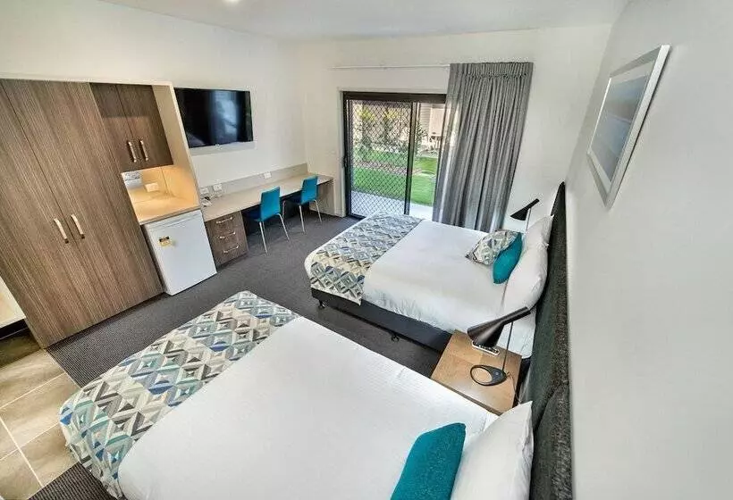 هتل Quality Resort Parkhurst