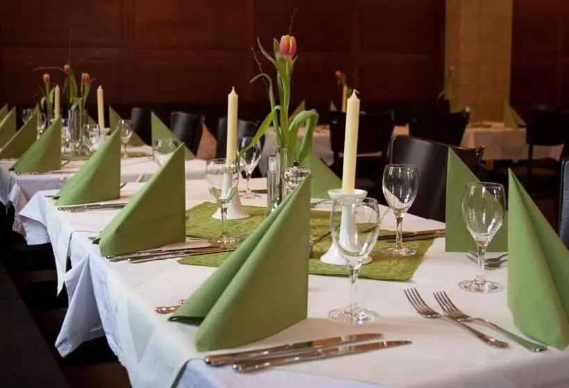 ホテル Linde Restaurant &