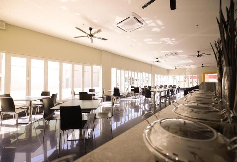 Nadias Hotel Cenang Langkawi