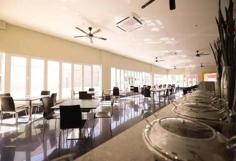 Nadias Hotel Cenang Langkawi