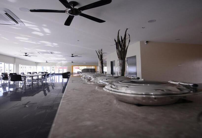 Nadias Hotel Cenang Langkawi