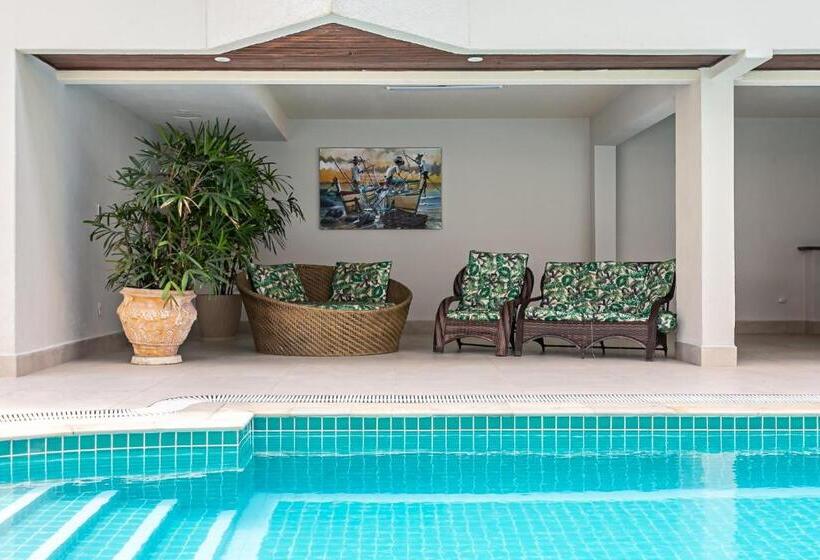 Paraíso Palace Hotel Ii E Iii