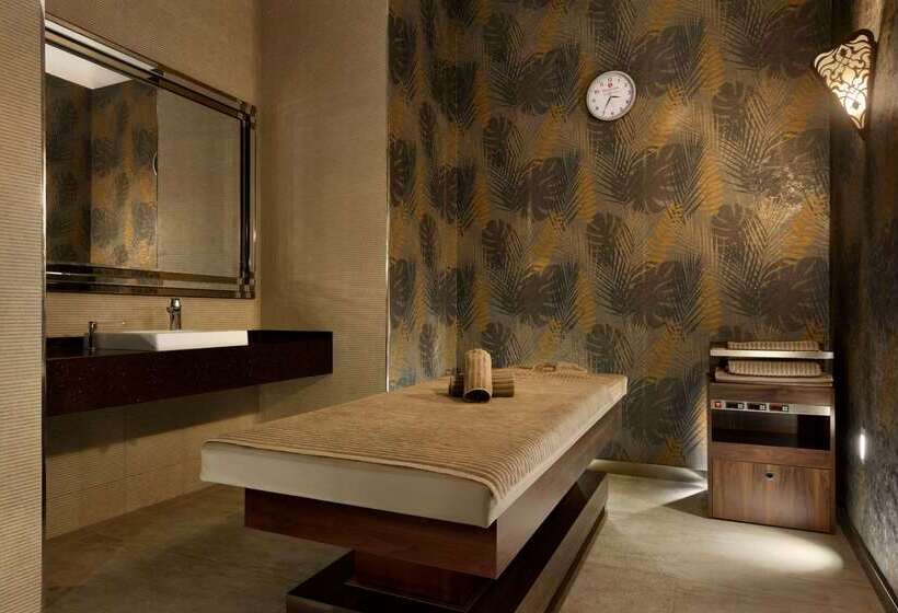 Отель Ramada By Wyndham Sakarya