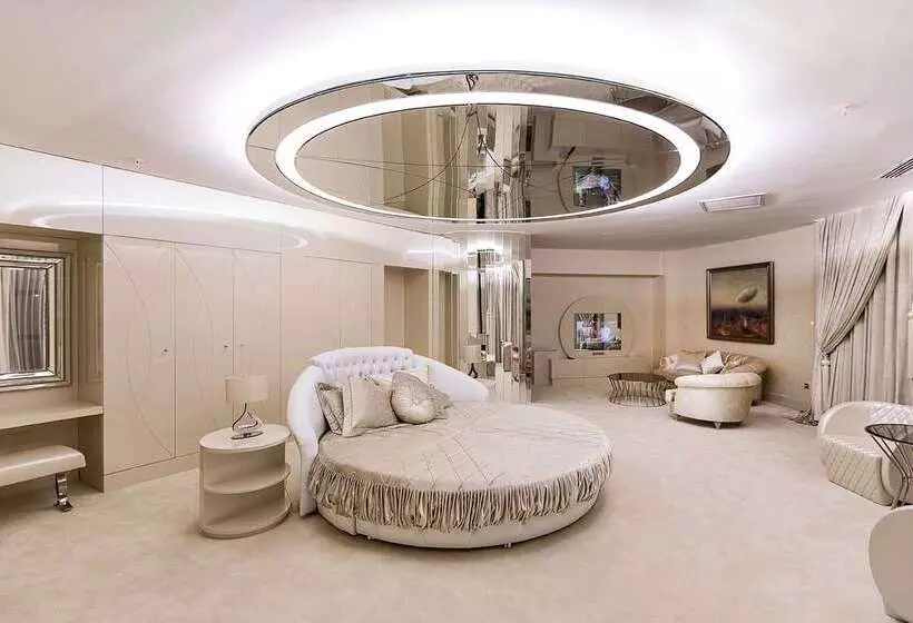 Hotelli Ramada By Wyndham Sakarya