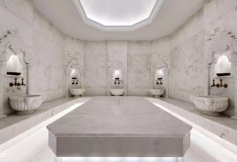 Hotelli Ramada By Wyndham Sakarya