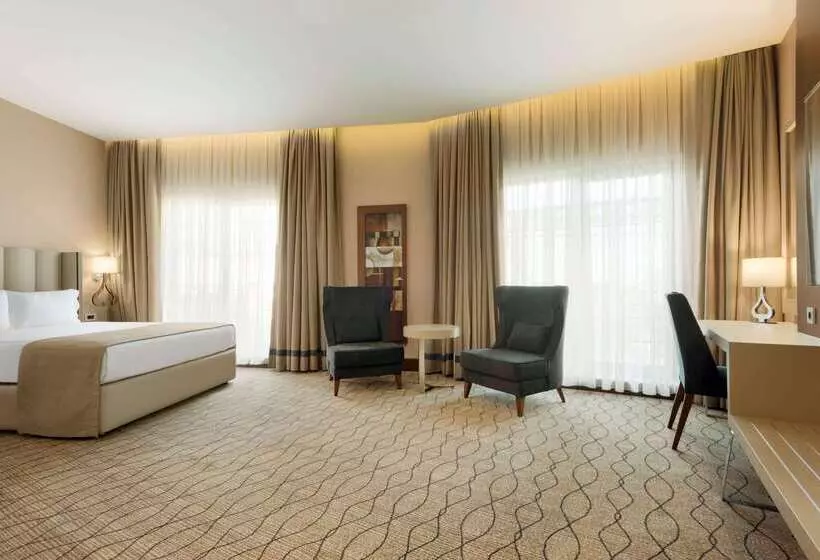 Hotelli Ramada By Wyndham Sakarya