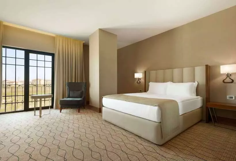 Hotelli Ramada By Wyndham Sakarya