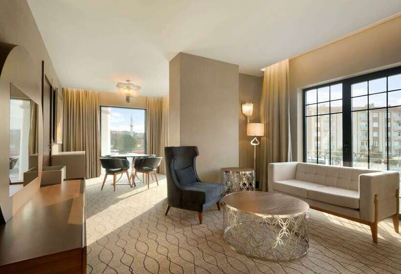 Отель Ramada By Wyndham Sakarya