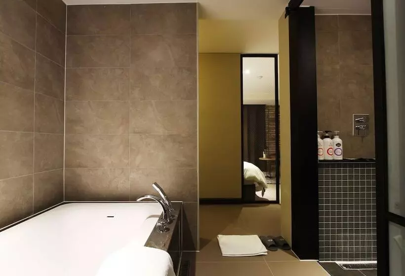 Hotelli Sr Design