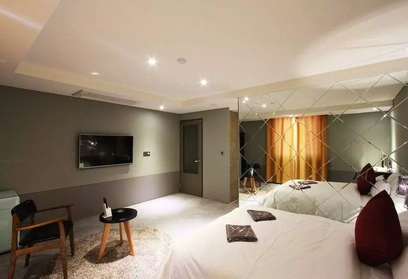 Hotelli Sr Design