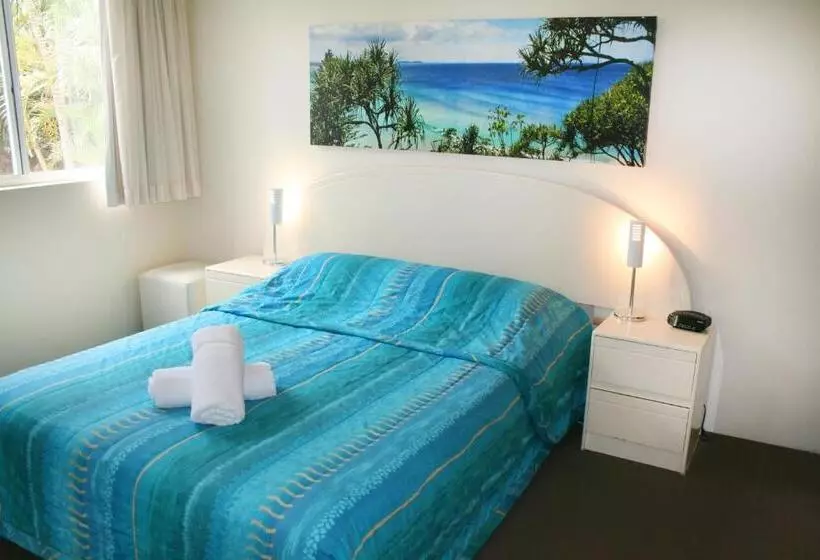 هتل The Bay Apartments Coolangatta