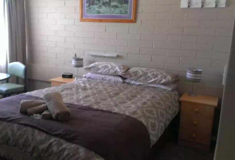 モーテル Nhill Holiday Inn