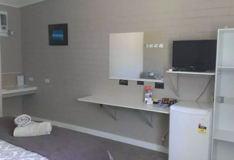 モーテル Nhill Holiday Inn