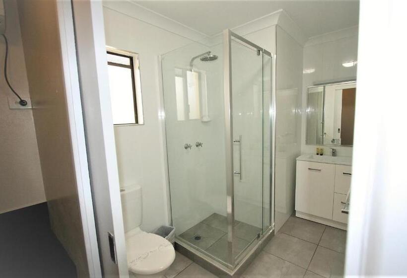 汽车旅馆 Sarina Motor Inn