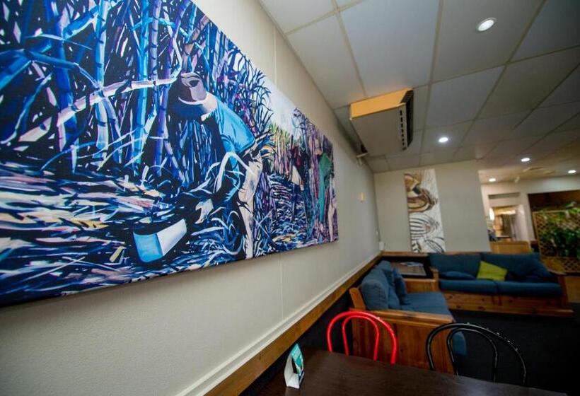 汽车旅馆 Sarina Motor Inn