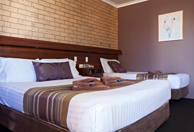 汽车旅馆 Sarina Motor Inn