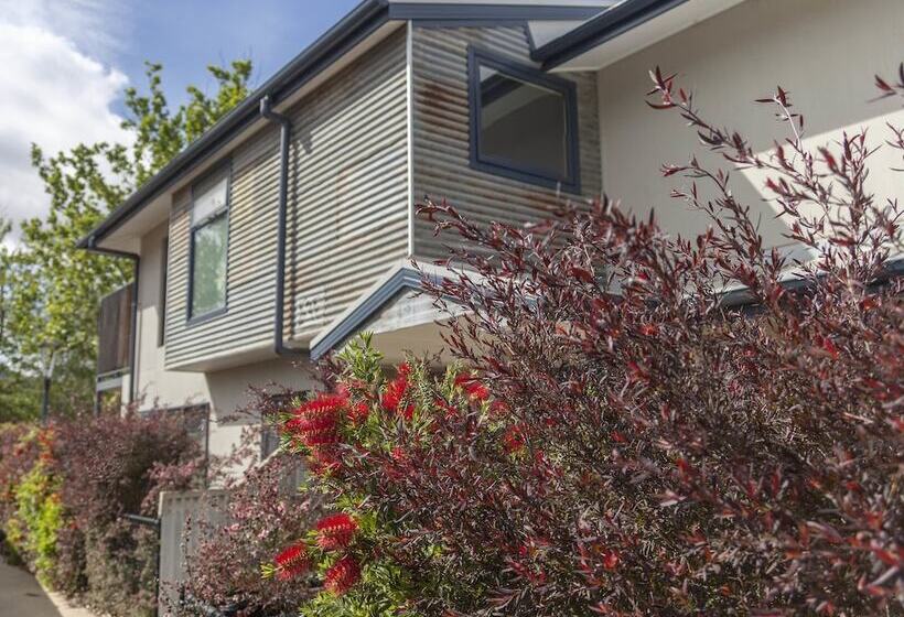 One Of A Kind Apartments