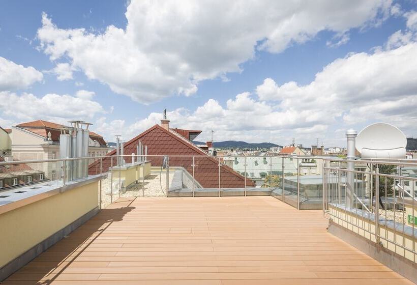 Vienna Grand Apartments City