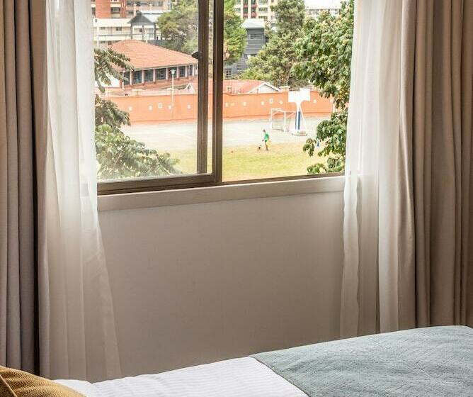 Yaya Hotel & Apartments