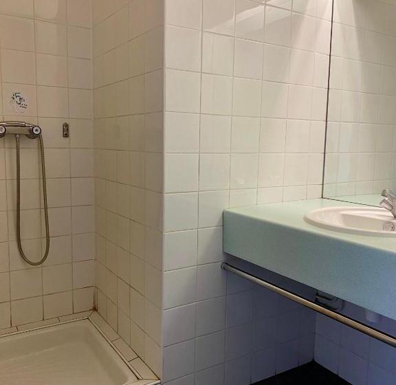 הוסטל Ti Menez Are