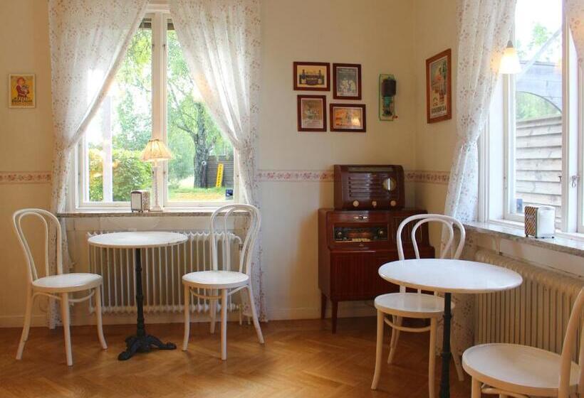 호스텔 Twister 53