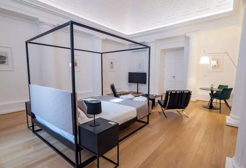 تختخواب و صبحانه Corso Grand Suites