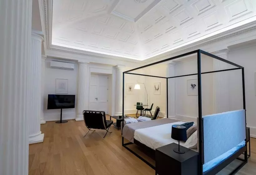 تختخواب و صبحانه Corso Grand Suites