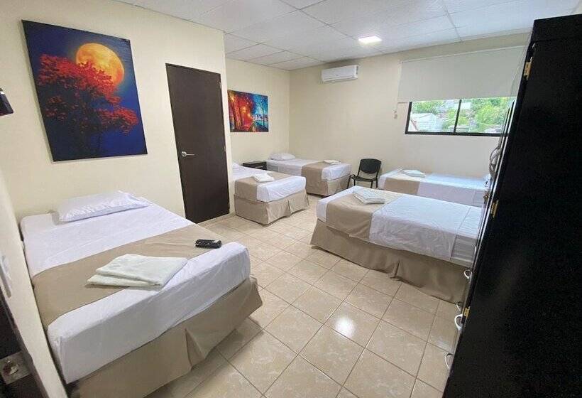 تختخواب و صبحانه La Capilla Suites & Apartments San Benito