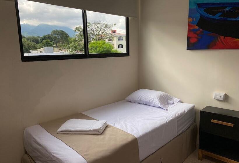 تختخواب و صبحانه La Capilla Suites & Apartments San Benito