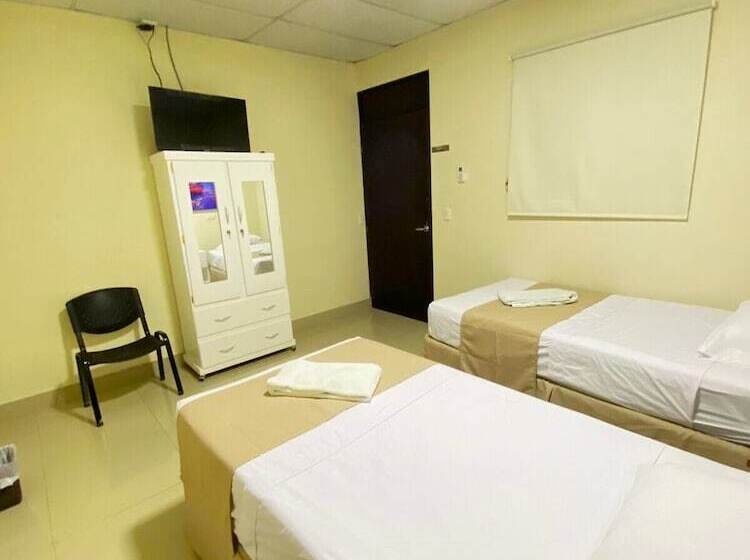 تختخواب و صبحانه La Capilla Suites & Apartments San Benito