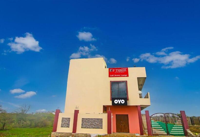 Hotel Oyo Flagship F Three