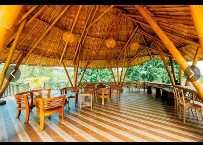 Hotelli Tinggian Hill Retreat