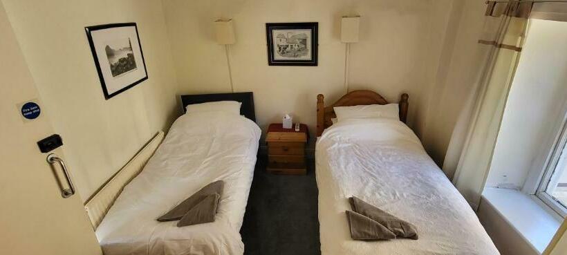 ユースホステル The Lion At Brackley