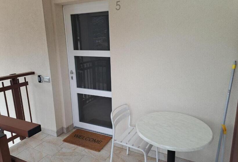 Conca D Oro B&b And Apartments