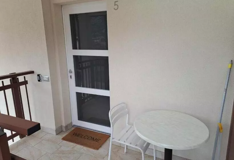 Conca D Oro B&b And Apartments