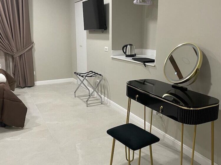 Dimora Del Plebiscito B&b