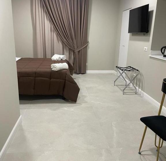 Dimora Del Plebiscito B&b