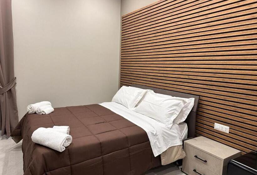 Dimora Del Plebiscito B&b