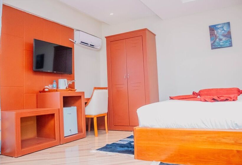 Отель Gr Comfort