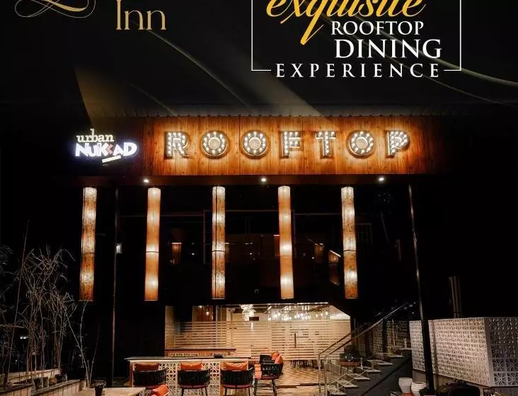ホテル Lavish Inn