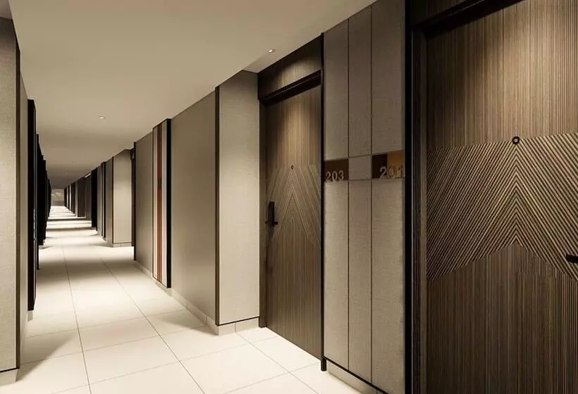 ホテル Santika Lahat