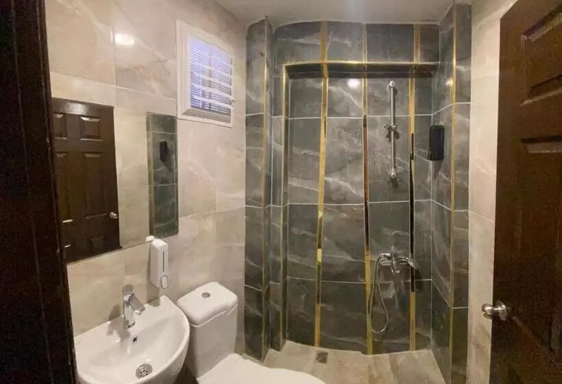 تختخواب و صبحانه Tan Otel