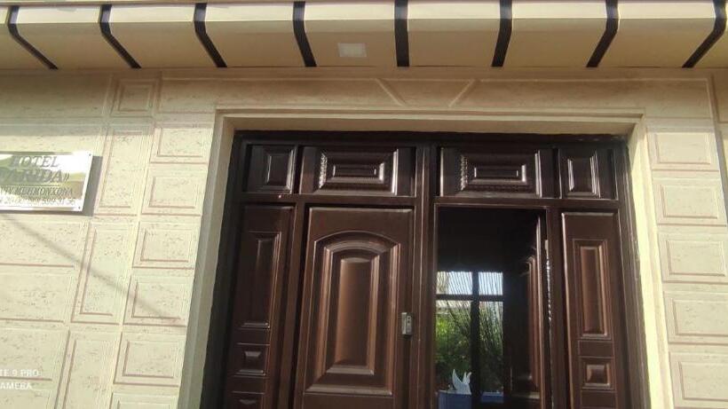 Pensão Farida Bonu Sam