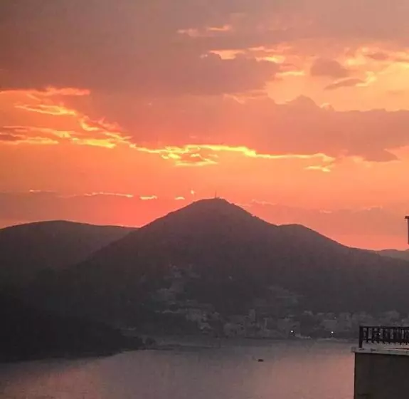 Sunset Blizikuće