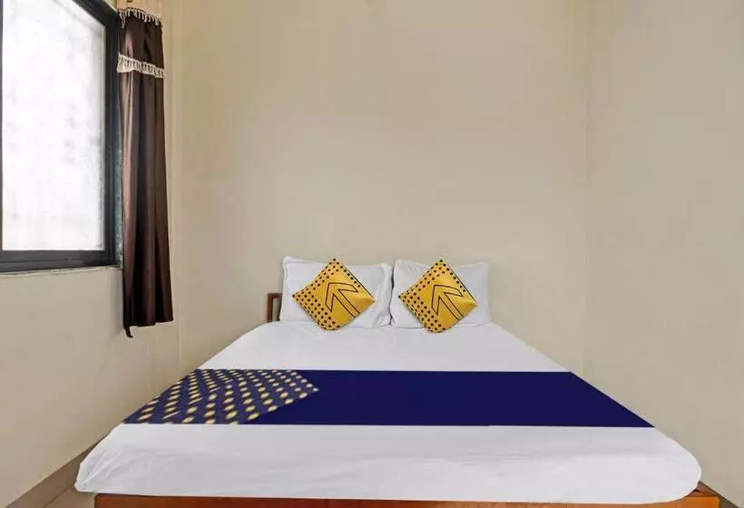 ホテル Spot On Yash Lodge