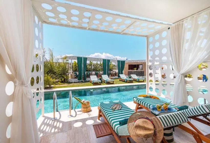 Hotelli Voger Alaçatı Prive