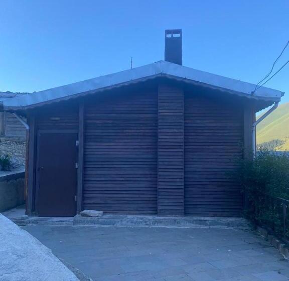 Demirkapı Brown House