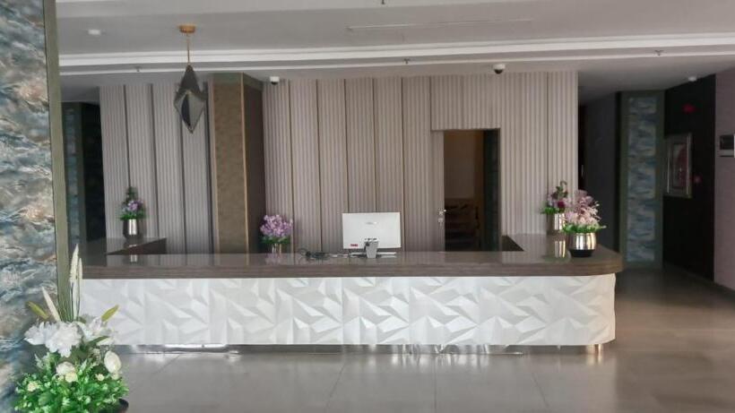 فندق حياة تاون 2