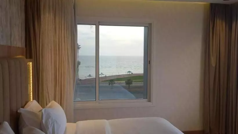 فندق حياة تاون 2